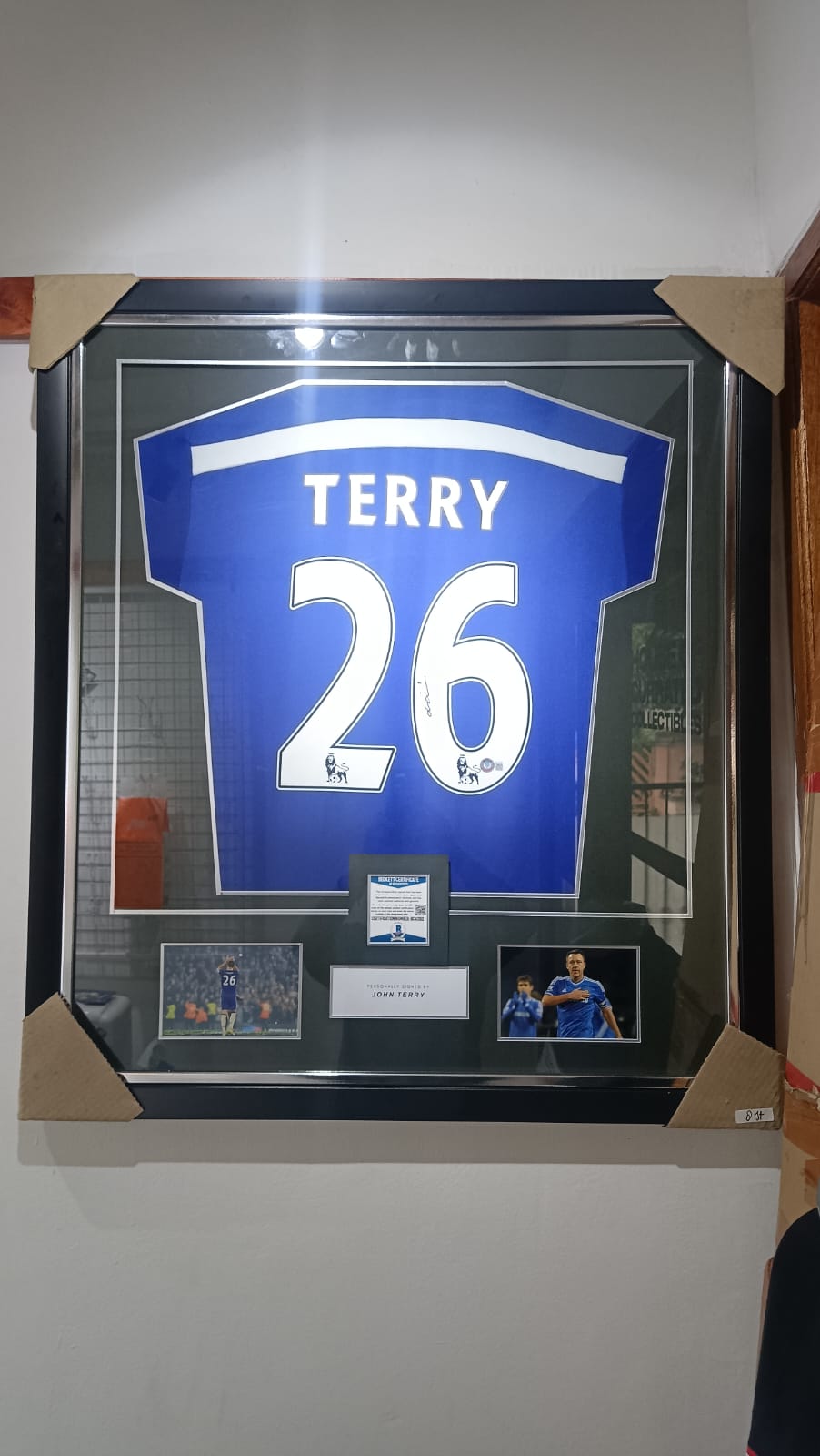 BECKETT SIGNED JERSEY JOHN TERRY