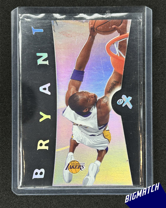 KOBE BRYANT - 2006 FLEER EX NBA
