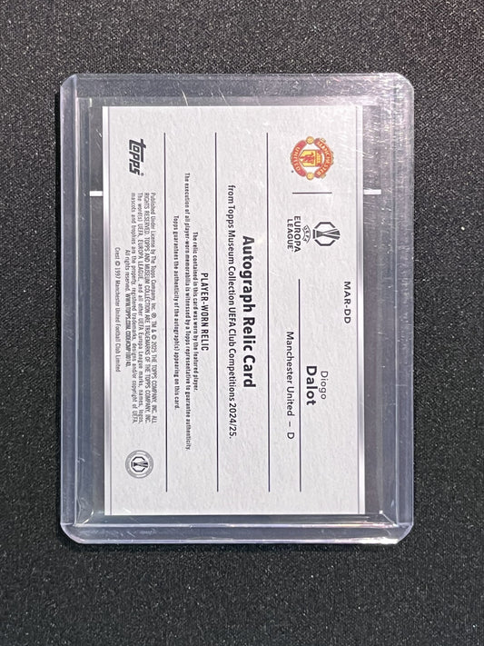 DIOGO DALOT - 2025 TOPPS MUSEUM COLLECTION AUTO PATCH /50 #MAR-DD