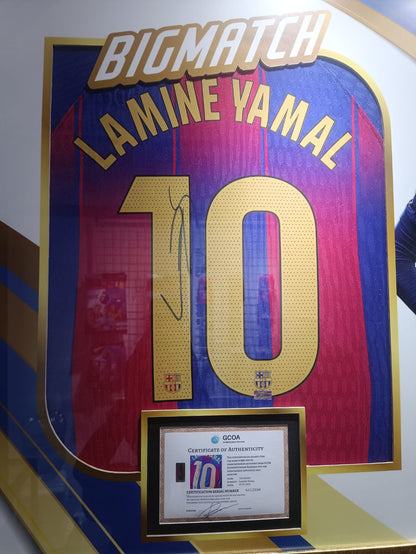 LAMINE YAMAL SIGNED BARCELONA JERSEY WITH GCOA