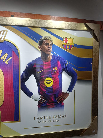 LAMINE YAMAL SIGNED BARCELONA JERSEY WITH GCOA